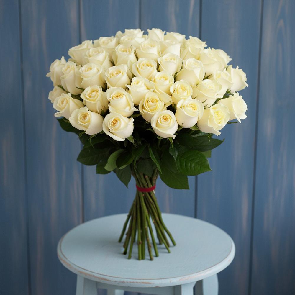Букет 51 Белая роза Эдлесс Лав в Рудне Волгоградской области