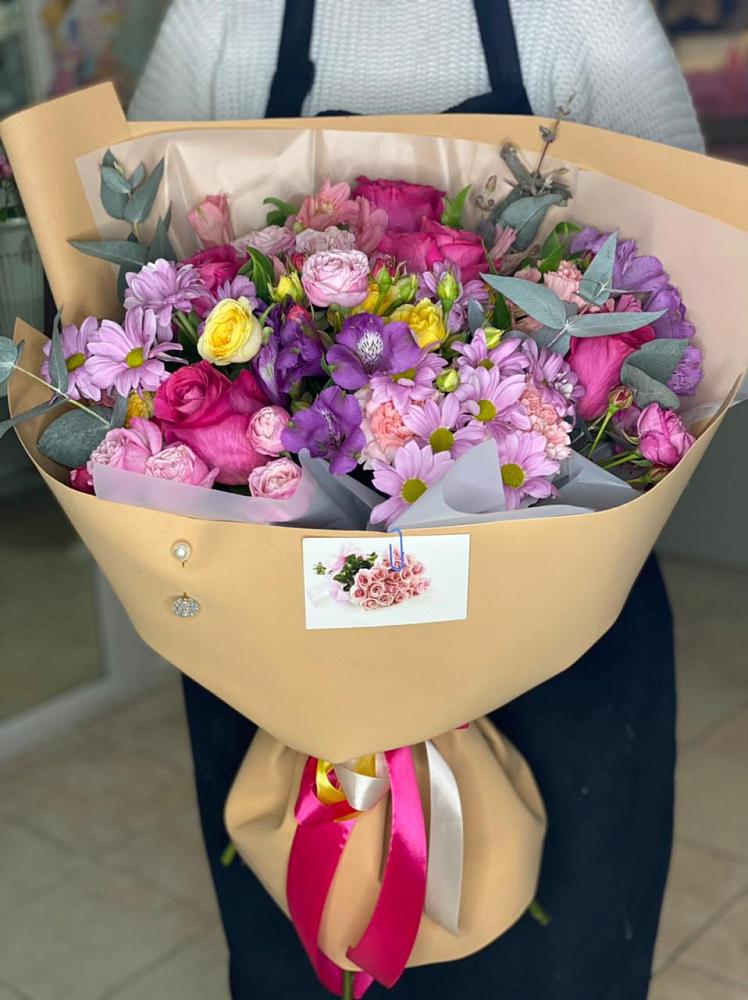 Букет цветов из: Хризантемы, Гвоздики и Альстромерии в Рудне Волгоградской области