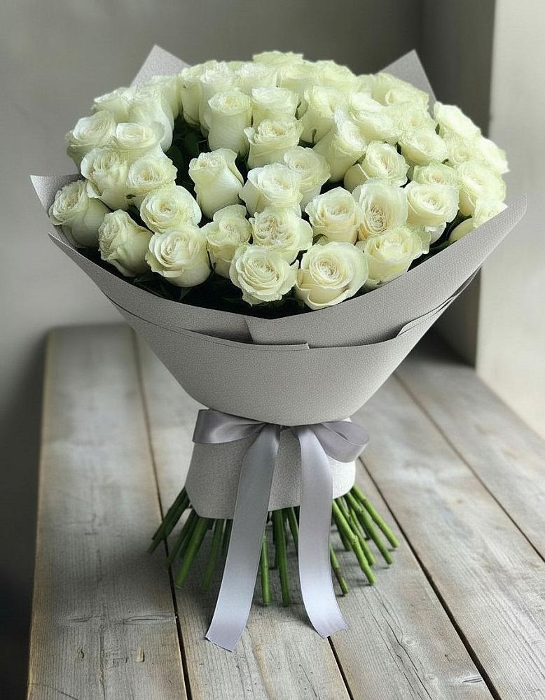 Букет 35 Белых роз в Рудне Волгоградской области