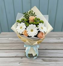 Букет цветов из:  Герберы, Розы и Хризантемы в Рудне Волгоградской области
