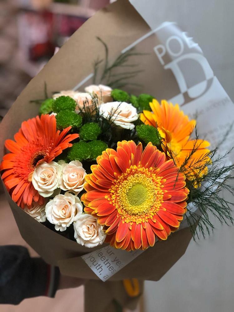 Букет цветов из: Герберы, Хризантемы и Розы в Рудне Волгоградской области