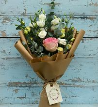 Букет цветов из:  Розы и Лизиантусы в Рудне Волгоградской области