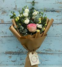 Букет цветов из:  Розы и Лизиантусы в Рудне Волгоградской области